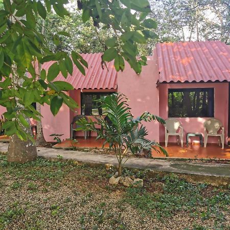 Hotel Doralba Inn Chichen Bagian luar foto