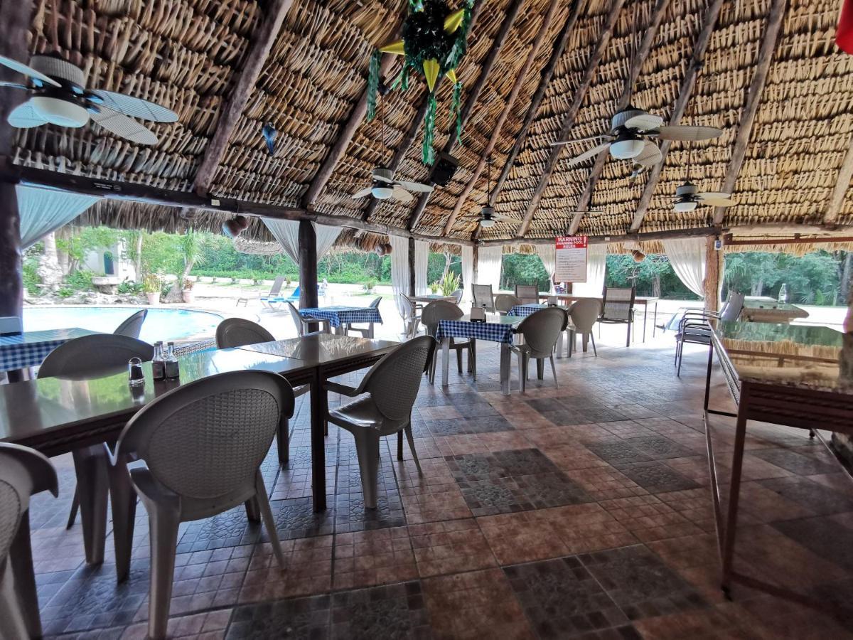 Hotel Doralba Inn Chichen Bagian luar foto