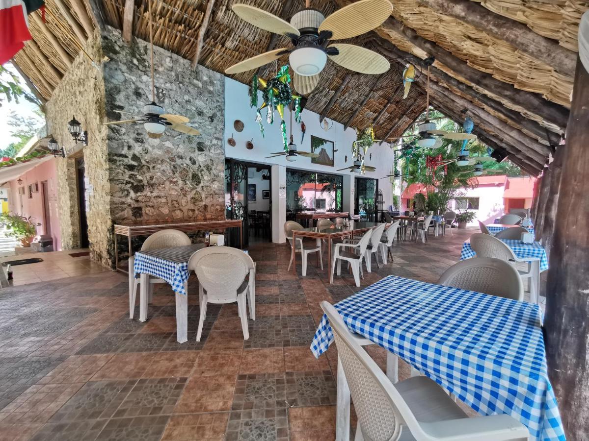Hotel Doralba Inn Chichen Bagian luar foto