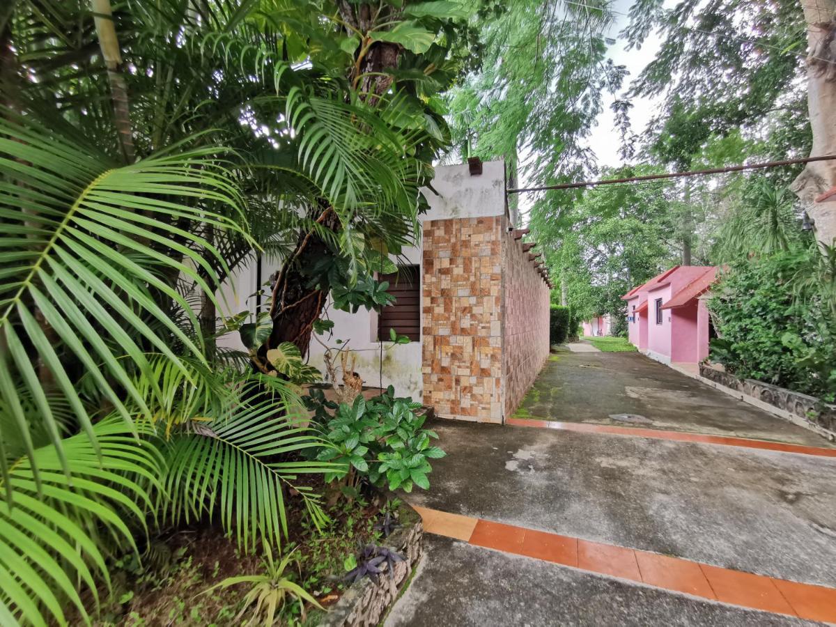 Hotel Doralba Inn Chichen Bagian luar foto