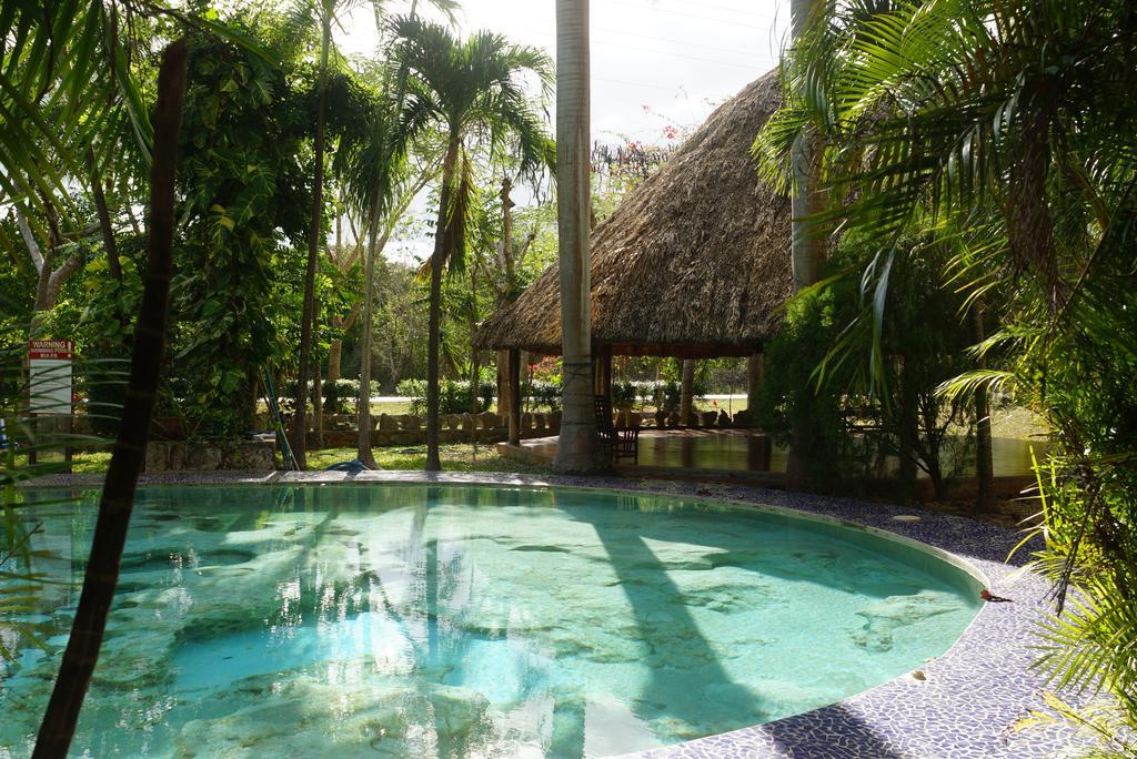Hotel Doralba Inn Chichen Bagian luar foto